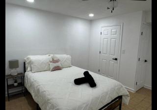 Cozy 2BR Near Downtown & Border - Brownsville - 3