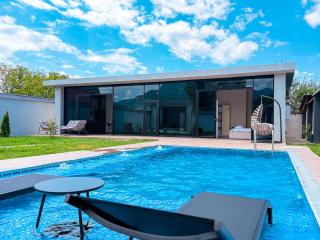 Area36 Golden Loft - 9