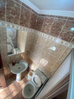 Elegante y Exclusiva Suite con Terraza de dos dormitorios - Cuenca - 5