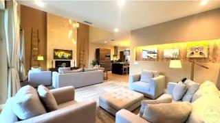 Beautiful Home w 3 En Suites & Breathtaking View - 8