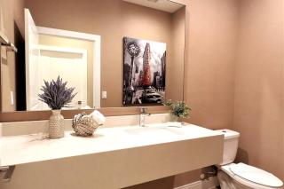 Beautiful Home W 3 En Suites & Breathtaking View - Orlando - 2