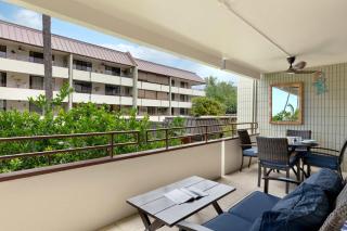 Oceanfront Condo 120 in Kailua-Kona - 3