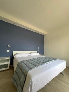 Villa Viola Rooms, a 200mt dalla spiaggia di Procchio - Procchio - 1