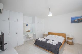 Villa Ochosto Selene - Stunning 5 Bedroom Protaras Villa With Private Pool - 2