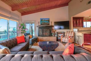 Magical Home with Ocean Views & Backyard - Hermosa Beach - 8