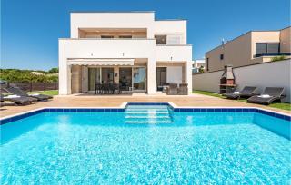 Luxurious Home In Novalja - 2