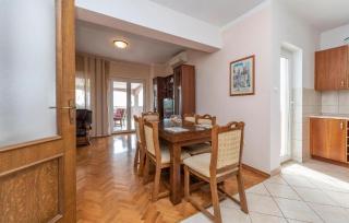 Four-Bedroom Holiday Home Krusevo With Sea View 03 - 6