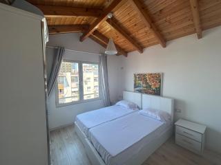 Penthouse city centre - Tirana - 4