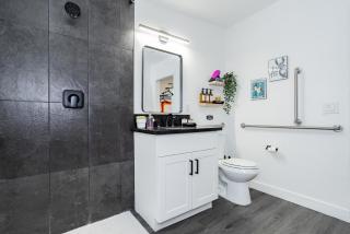 St Louis Private Vegas Oasis Prime Location, Patio & Games - Las Vegas - 3
