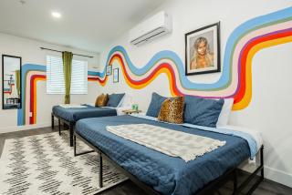 St Louis Private Vegas Oasis Prime Location, Patio & Games - 0