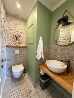 Retro Stone House - Razvala - 8