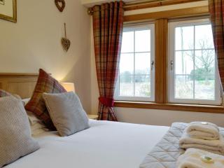 Baldowrie Farm Cottage - Ardler - 4