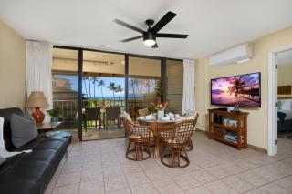 Beautiful 2BR 2BA with Panoramic Ocean Views, Wifi, Free Parking! - 2