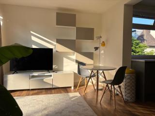 Hardy Road Flat - Moffat - 0