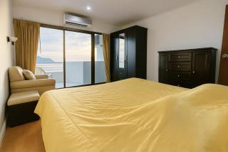 Comfy King Room with Private Beach and Ocean View - 9