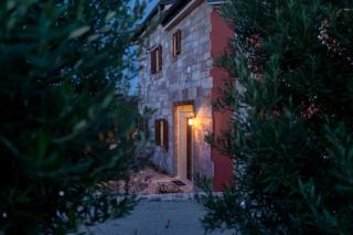 Astounding Hvar Villa 4 Bedrooms Villa Crystal Hvar 1 Mesmerizing Sea Views Private Infinity Pool - Hvar - 8