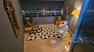 Luxury 5-Star 4-bedroom Apartment with Sea View & Big Balcony on Monthly Booking - Sharjah - 9