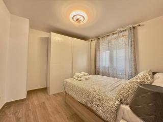 BAJ - Apartamentos en Playa Bajondillo, Torremolinos - Torremolinos - 1