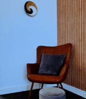 Modern Apartment Sleeps 4 & Free Parking - 5