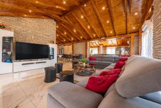 Luxury villa with a swimming pool Turanj, Biograd - 18216 - 1
