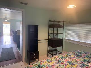 Nature Coast Inn & Cottages - 8