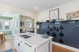 Urban Lakeside Retreat - Jeffersonville - 2