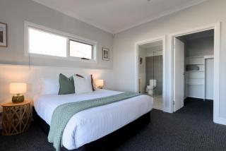 Elegant Beauty Point Home with WiFi & Fireplace - Ilfraville - 4