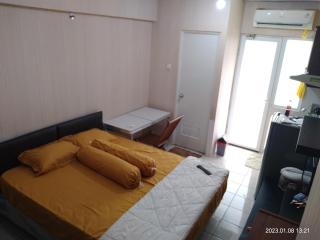 Green Pramuka City - Studio Room - 6