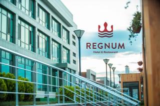 Regnum Hotel & Restaurant - 7