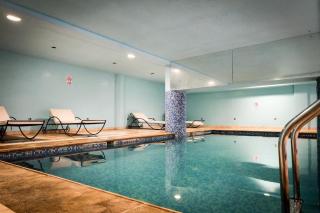 Bright &Cozy 3 Bedroom Apartment Central Location - 6