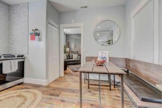 Stylish 1BR Hot Tub Game Rm Near Old Colo - 5