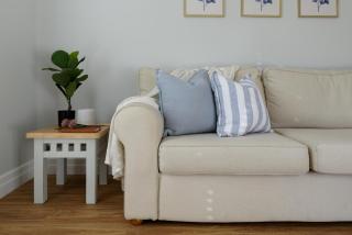 Cosy Self-Contained Unit with QBed, Parking & Wifi - 3