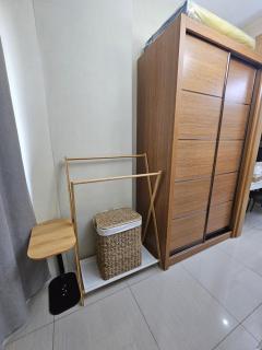 MOA Shell Residences Spacious 1BR with City View WiFi and Netflix - 3