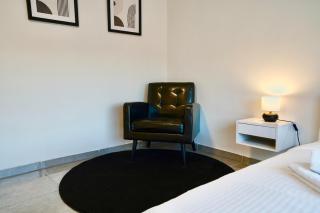 Chic Loft Facing Neo-Gothic Church - 7