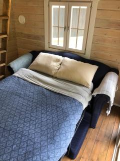 The Cedar Cabin Bunkie - Cowichan Valley Bunkie Glamping - Duncan - 8