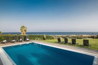 Villa Fig Tree Bay Frontline,Luxury 4Bdr Sea-Front Protaras Villa With Pool And Amazing Views - Protaras - 1