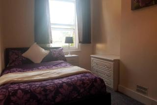 Gorgeous Home 4 Bedrooms W Parking - Reading - 6