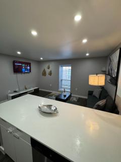 HOMEY ABODE l DT Dallas l BAYLOR MED - Dallas - 2