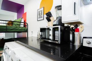 St Louis Premier Modern Vegas Escape Arts District & Patio - Las Vegas - 2