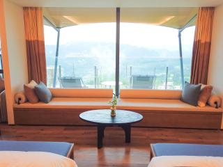 Shanyin Xijiang Rustic Luxury Resort Hotel - 4