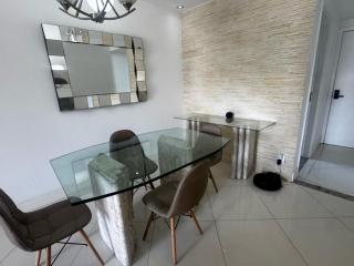 Cozy Retreat, close to the Beach and Events - 8