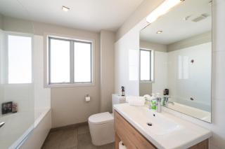 Beach Front 2 Bedroom Apartment - 5