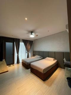 Chan Living - Semporna - 5