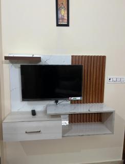Elite Heaven Retreat 1 BHK Budget Home Stay Tapovan - Tapovan - 5