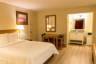 River Forest Inn - 2