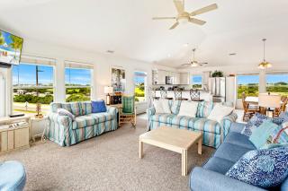6170 - Poolside Paradise - 3