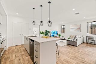 Modern Comfort in Piara Waters Perfect for Fam - Perth - 6