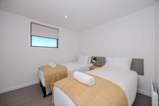 Alpine Junction Townhouse Apartments, Lodge & Hotel - 9
