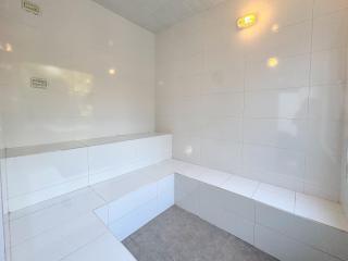 Casa sofisticada c/ 4 suítes e piscina - 2