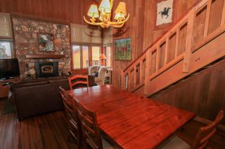 Mountainback 105 Loft Den - 0